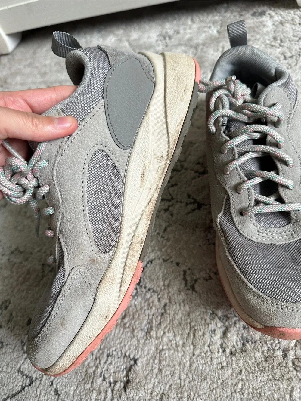 Columbia‎ Gray Suede & Mesh Sneakers with Pink Accent